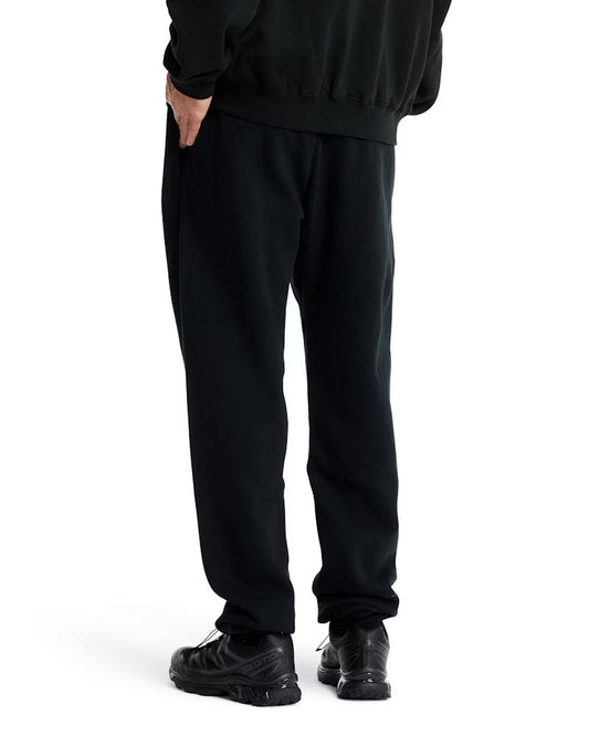 FearofGodEssentialsSweatpantsStretchLimo_SS22_4_bd649d47-cd92-4a32-8fb2-8eafdc7f7875