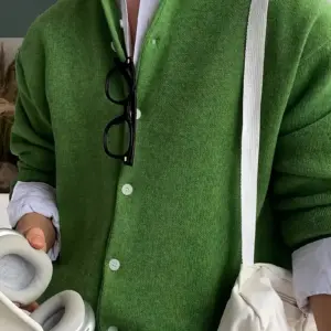 Men's Casual Knit Cardigan Sweater in Green Color
