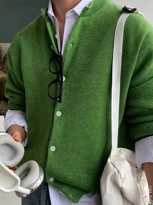 Men's Casual Knit Cardigan Sweater in Green Color
