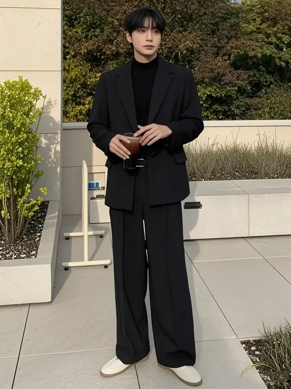 Trendy Single-Breasted Men's Blazer with Chest Pockets - Image 3