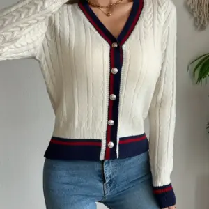 Women's Slim Fit V-Neck Long Sleeve In White
