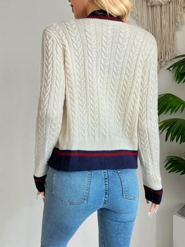 Women's Slim Fit V-Neck Long Sleeve In White - Image 3